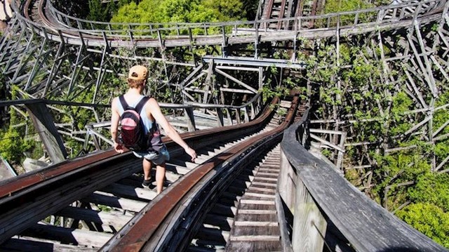 Napušteni zabavni park u gradu Nara u Japanu