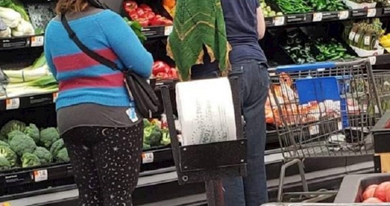 Svašta smo vidjeli, no ne i da netko ovo nosi na glavi... Kako ovo objasniti?