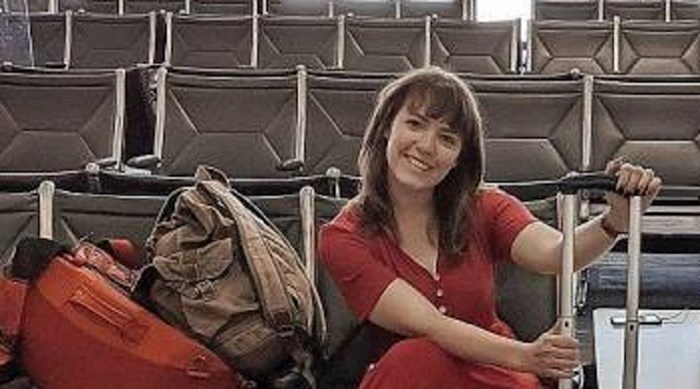 Ova žena nije htjela da joj izgube kovčege na letu avionom, pa je napravila nešto genijalno