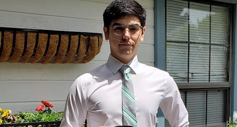 Ovaj lik je pokazao kako trenutno izgledaju svi ljudi koji sudjeluju na internetskim sastancima