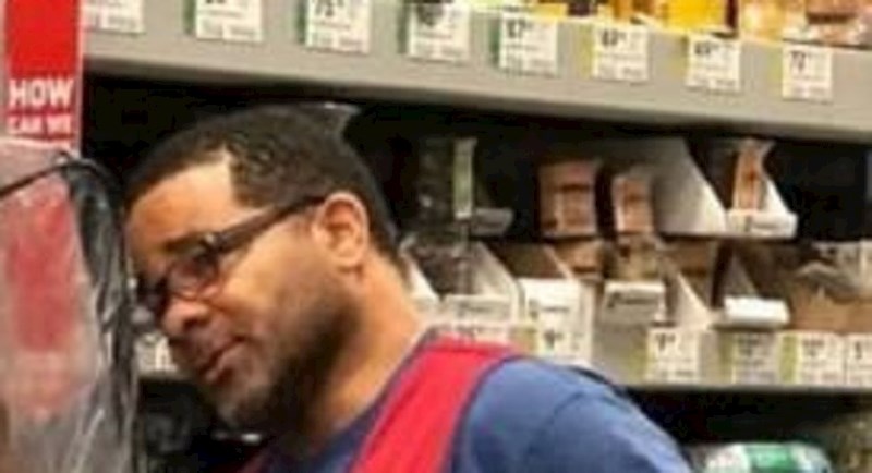 Trgovcu ništa nije bilo jasno kada je ugledao kako se ova žena zaštitila od koronavirusa