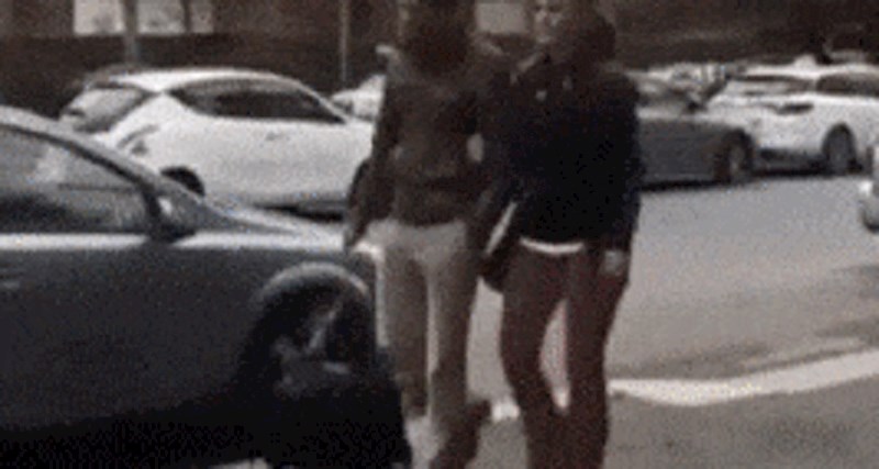 Nisu više mogli biti u izolaciji, pa su se dosjetili kako prošetati bez osuđujućih pogleda