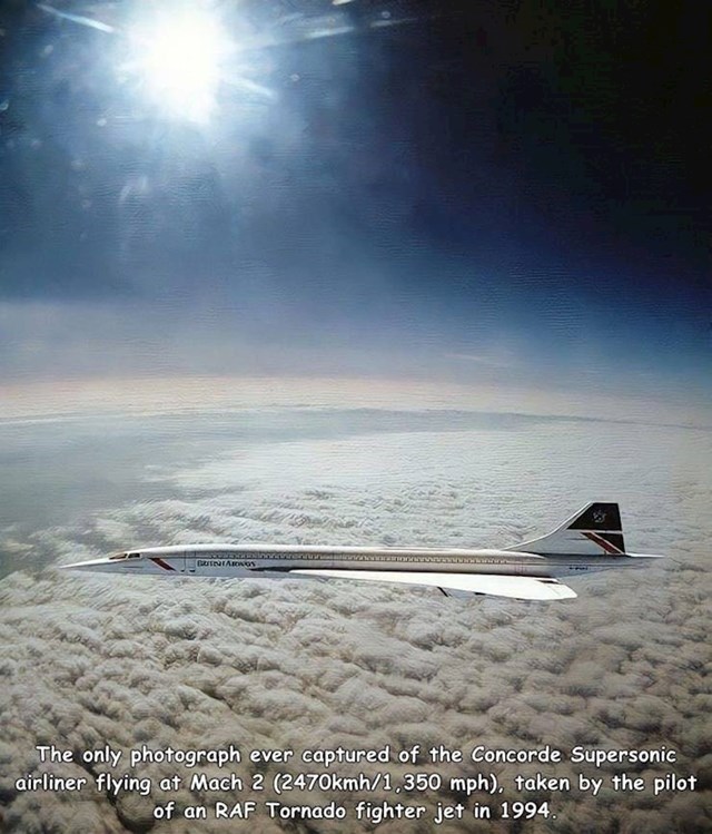 Jedina slika Concoreda u iznimno brzom letu. Napravio je pilot RAF-a 1994. godine.