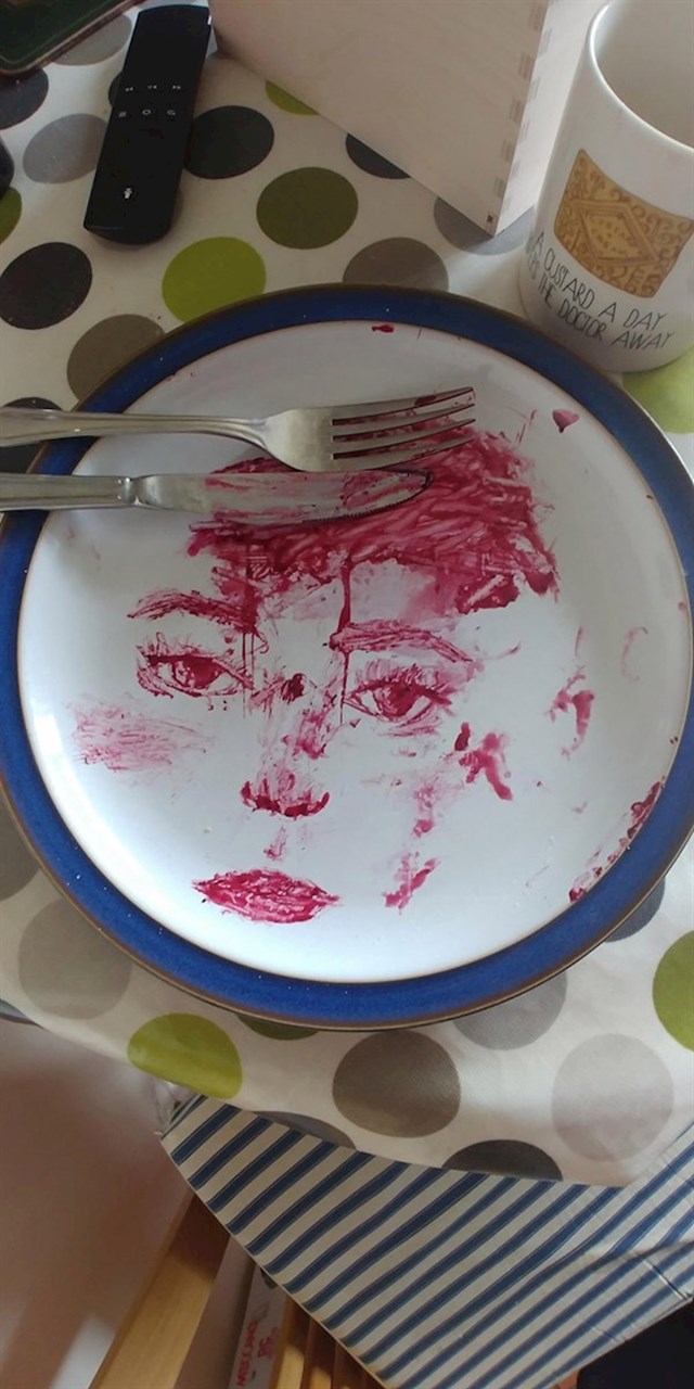 "Moja sestra je prava umjetnica, uspjela je ovo napraviti od marmelade..."