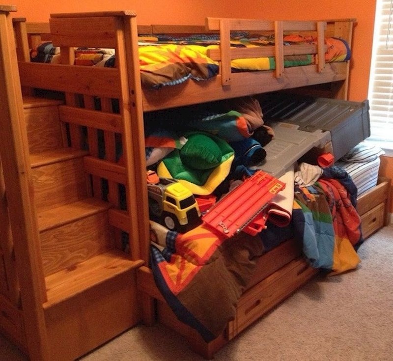 "Rekao sam mu da pospremi svoju sobu..."