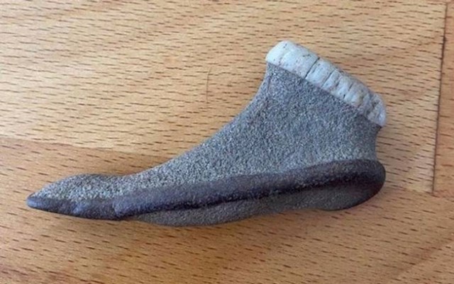 Ne, ovo nije čarapa. Ovo je kamen