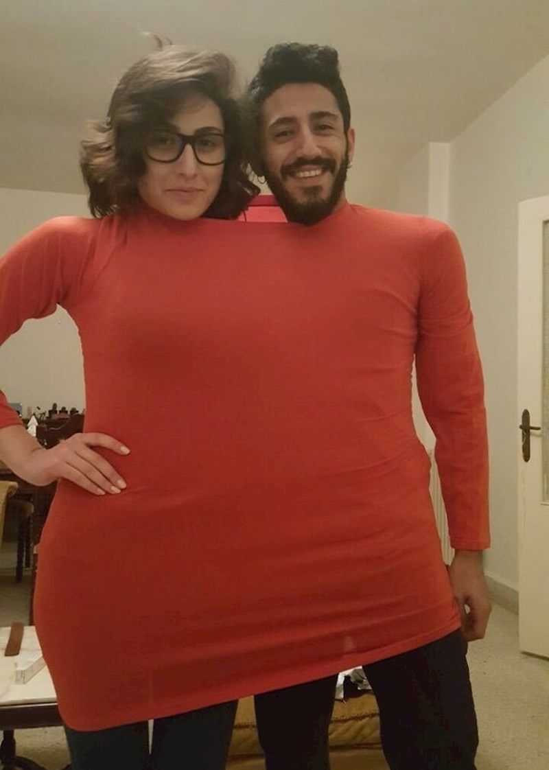 "Haljina s interneta, broj je xs..."