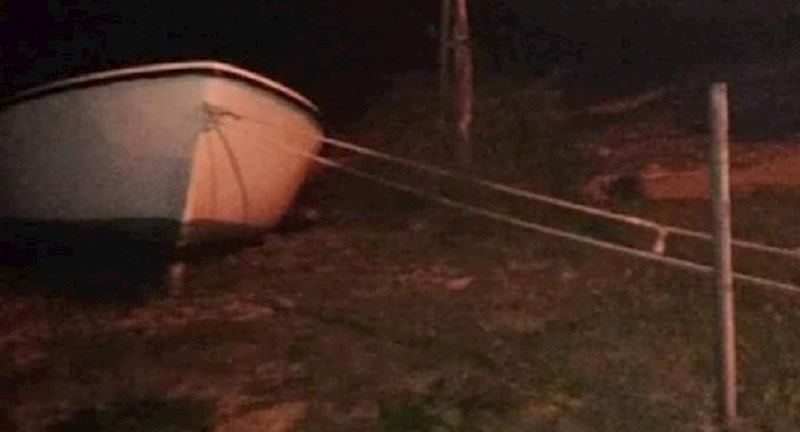 Kiše u Dalmaciji izrodile su najbolje ideje, pogledajte za što je ovaj čovjek privezao brodicu