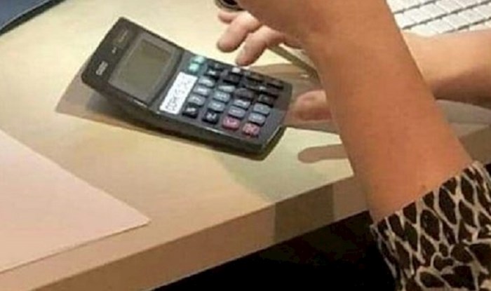 Trebao joj je kalkulator koji nije radio, muž joj je rekao da upotrijebi mobitel, evo što je učinila