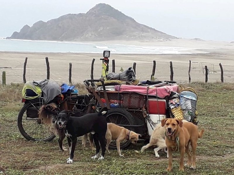 Ovaj ljubazan čovjek ima znanje iz veterine, što mu je  pomoglo tijekom ove misije