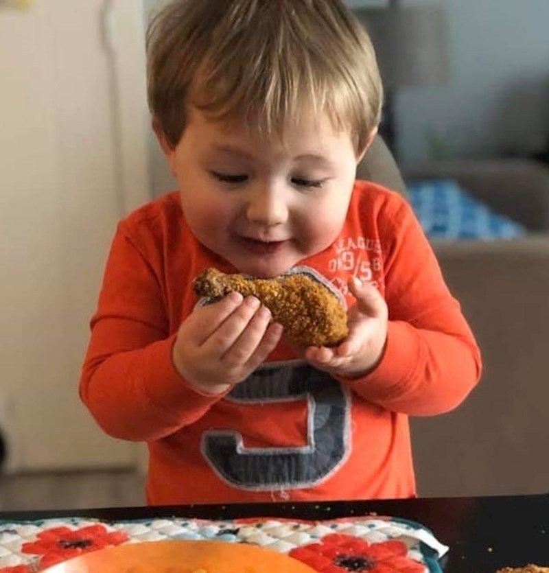 "Način na koji moj sin gleda hranu..."