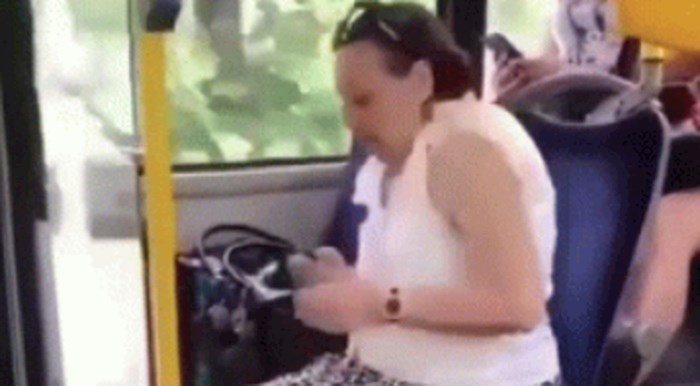 Ljudi nisu mogli vjerovati svojim očima kada su vidjeli što ova žena radi u autobusu