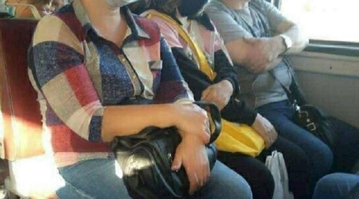 Ovi ljudi su nasmijali ostale putnike u autobusu, nitko od njih nije pravilno nosio masku