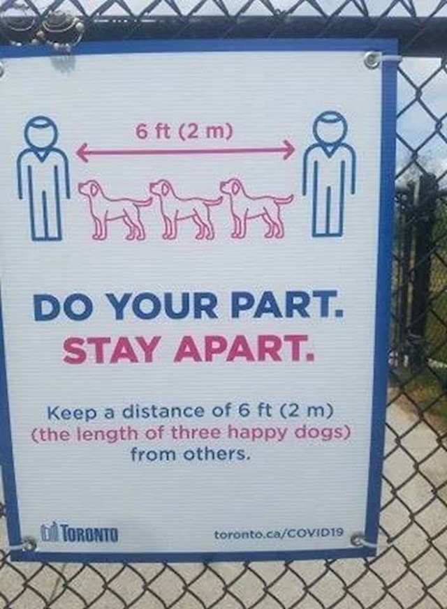U ovom parku za pse poslužili su se mjerom od 3 psa za udaljenost između dva čovjeka