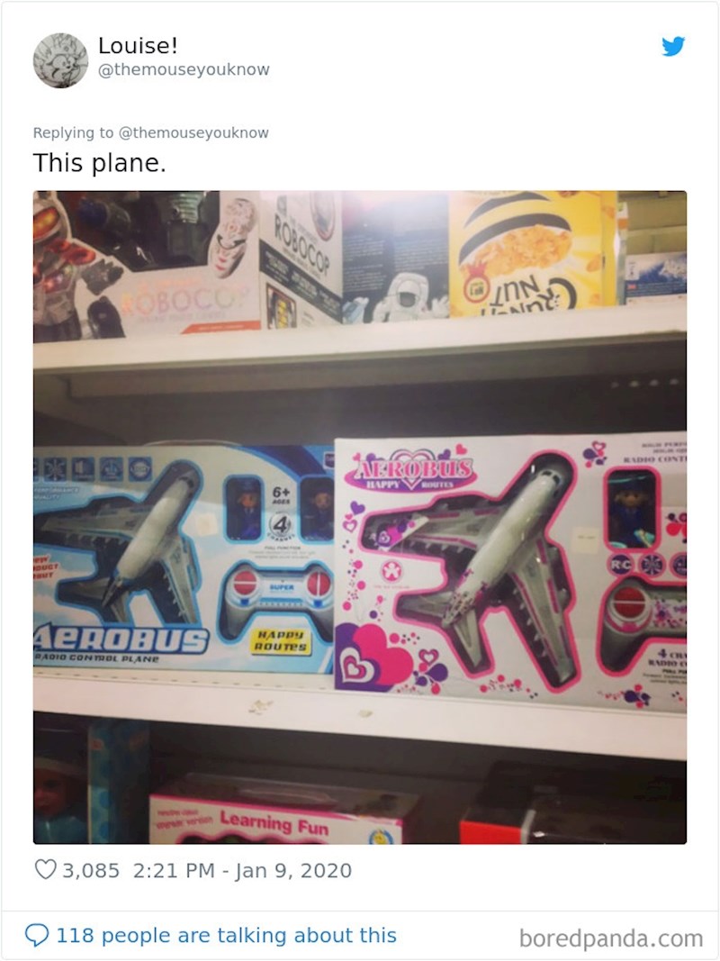 Avioni znakovito odvojeni bojama