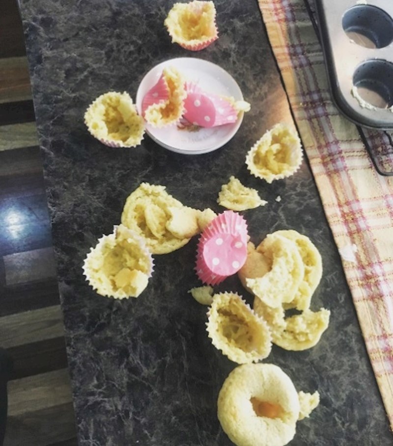 Mama koja je pokušala napraviti kolače