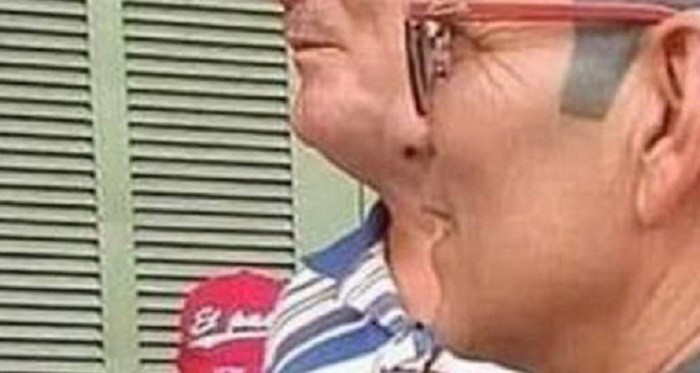 Morate vidjeti "kosu" ovog lika, ovo je jezivo