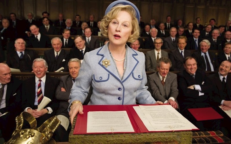 Ako statisti gledaju u kameru, mogli bi dobiti otkaz