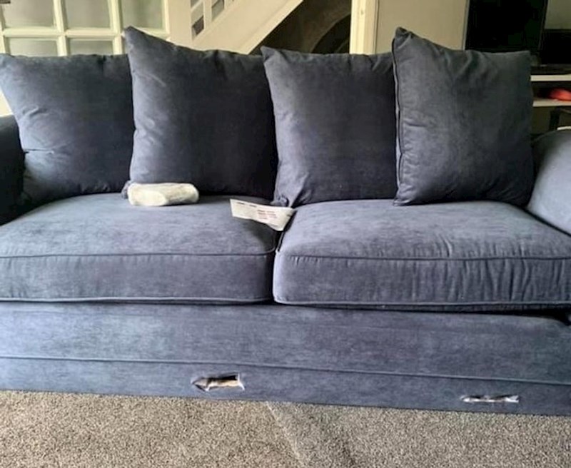 "Kako su mi dostavili kauč"