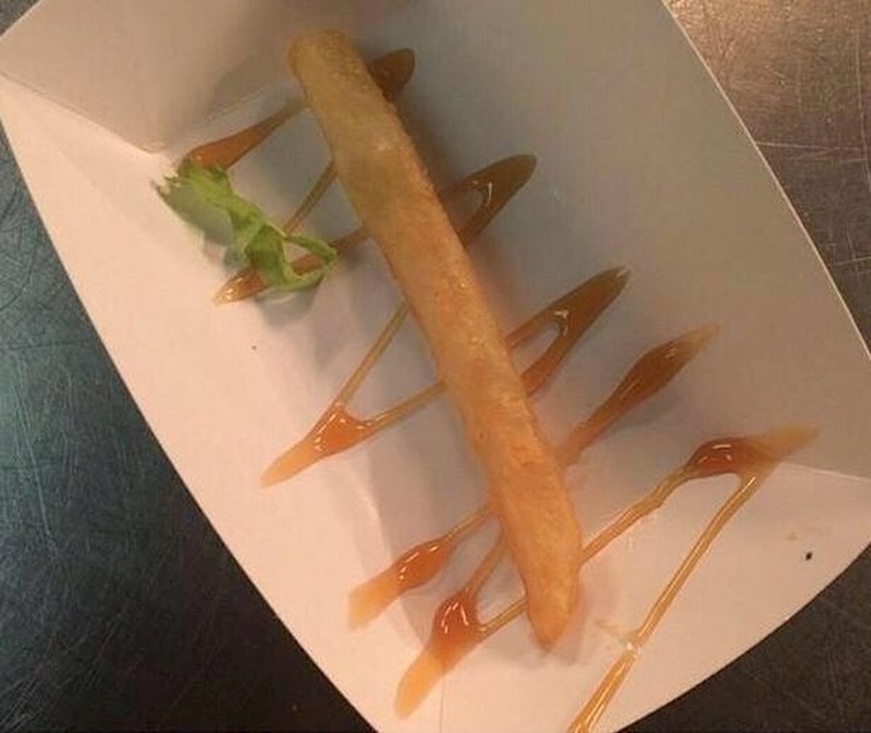 Netko je napisao da je ovo platio 20 dolara, istina ili ne, hrana na aerodromima je jako skupa