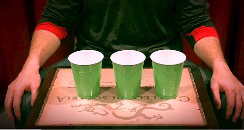 VIDEO Ovaj jednostavan trik otkriva kako mađioničari naprave da voda nestane iz čaše