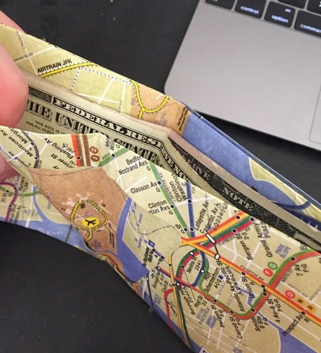 Novčanik koji izgleda kao karta New Yorka kako bi zavarao lopove
