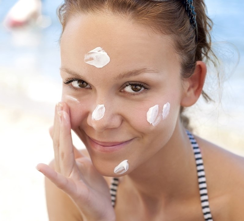 Nanošenje zaštite od sunca