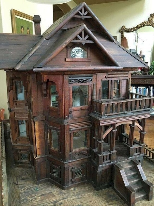 Viktorijanska kuća za lutke iz 1880-ih
