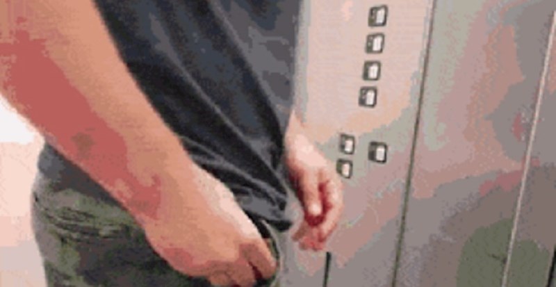 Lik je smislio kako ne doticati ništa za vrijeme korone, ovo je urnebesno