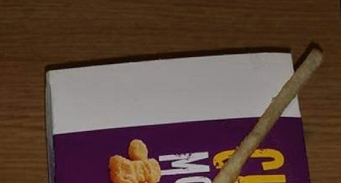 Kupio je pomfrit u McDonald’su, skoro je pao sa stolca kada je ugledao što je dobio