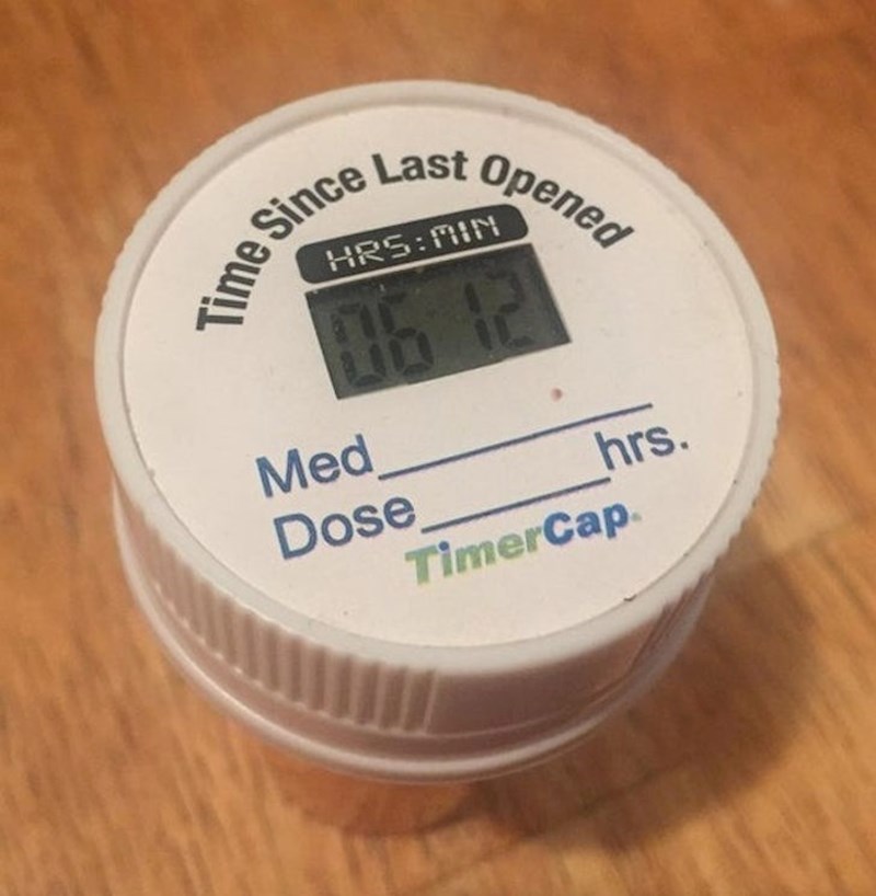 Kutijica za lijekove na kojoj piše kada ste ju zadnji put otvorili