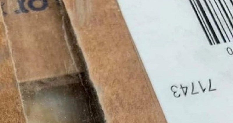 Kupio je pseću hranu preko interneta, paket koji mu je stigao prilično ga je uplašio