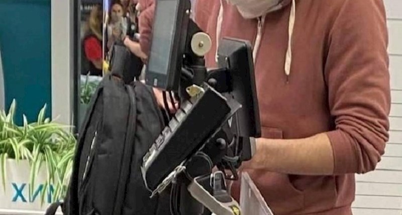 Tipu u dućanu maska očito nije dovoljna za zaštitu, pogledajte što je napravio od glave