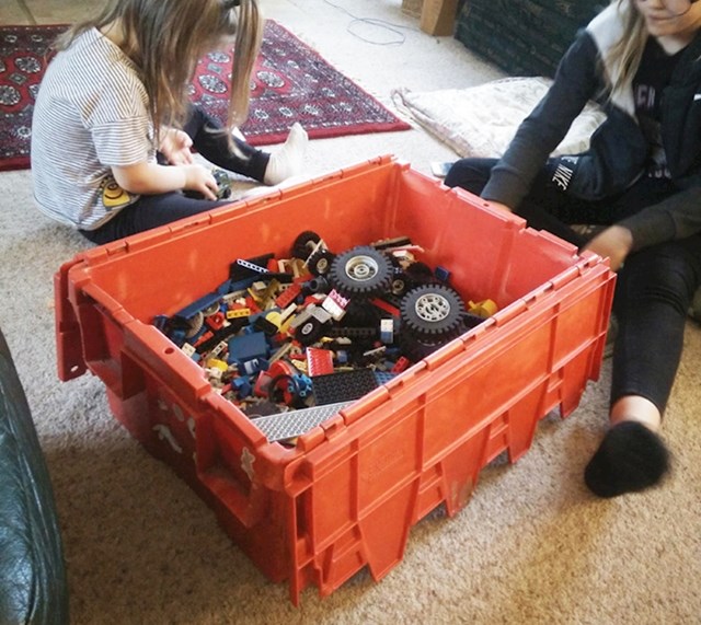 "Ovo je moj Lego set s kojim sam se igrao prije 40 godina"