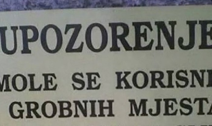 Ovo pomalo bizarno upozorenje iznenadilo je ljude na jednom groblju