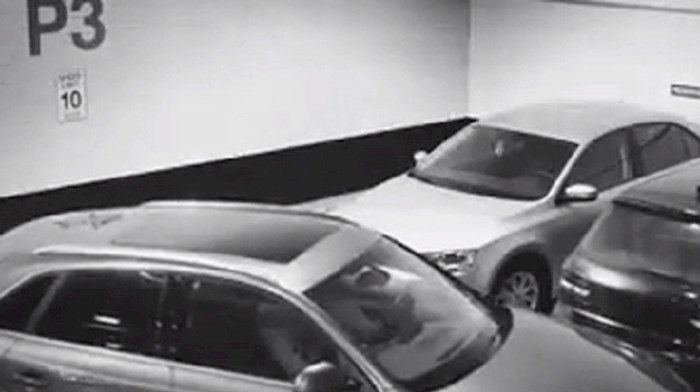 Nije mogao pronaći parking u trgovačkom centru i snašao se na presmiješan način