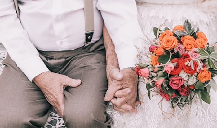 Bračni par nije imao nijednu fotografiju s vjenčanja, nakon 60 godina odlučili su se slikati kao mladenci