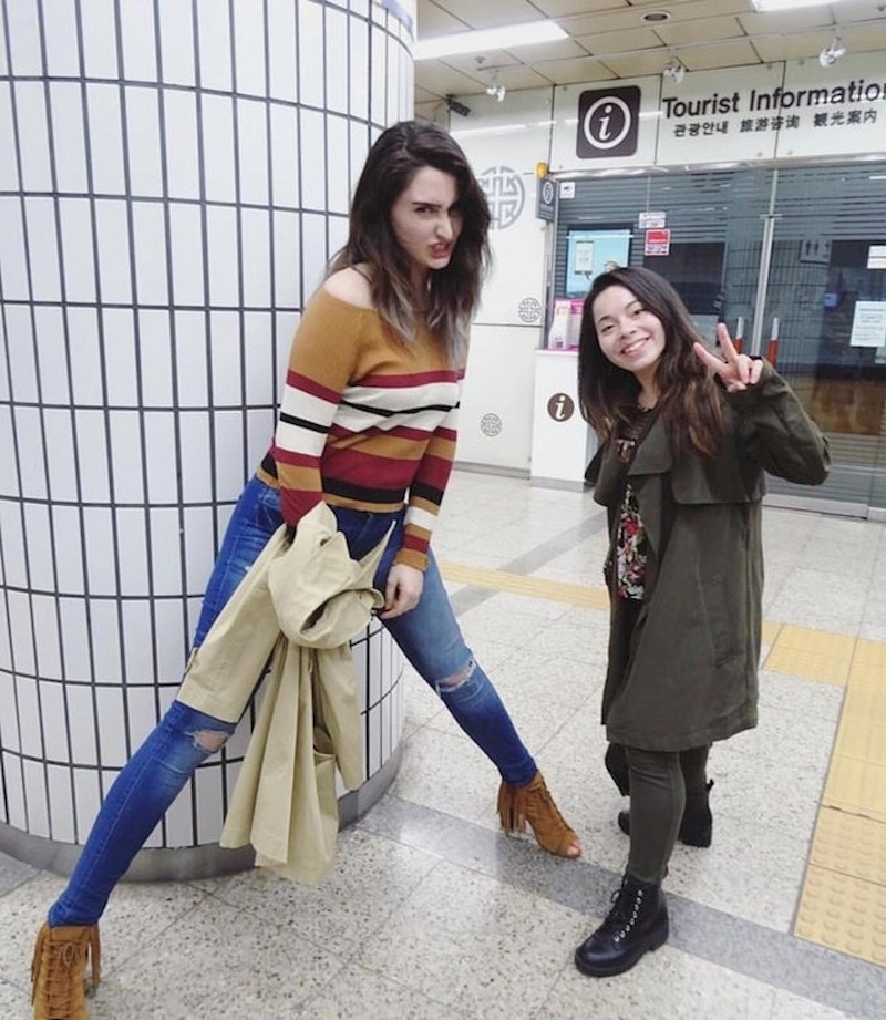 "Ja (185 cm) i moja frendica (145 cm)"