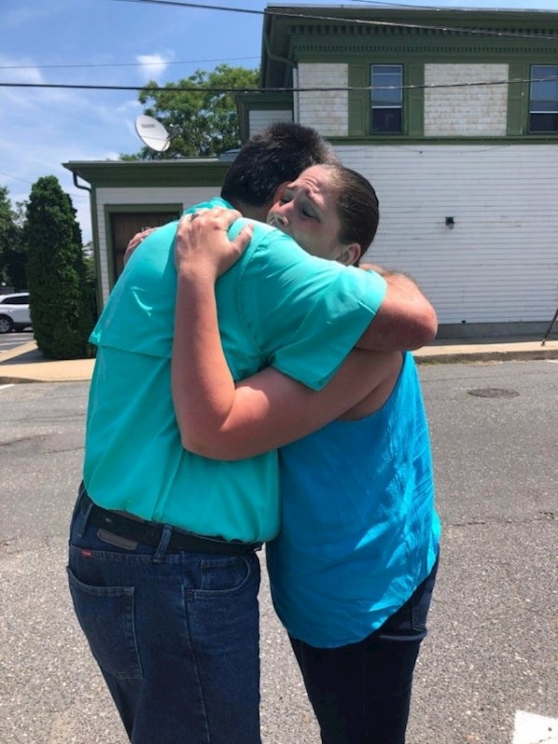 "Moja mama je prvi put, u 41. godini, upoznala svog biološkog oca..."