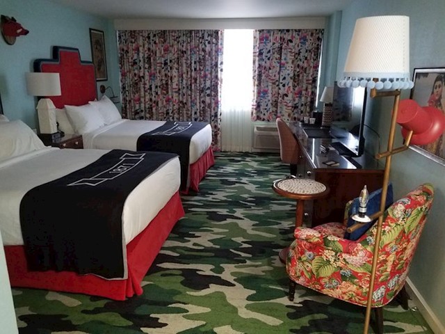 "Vjerovali ili ne, ovo je moja soba u vrhunskom hotelu..."