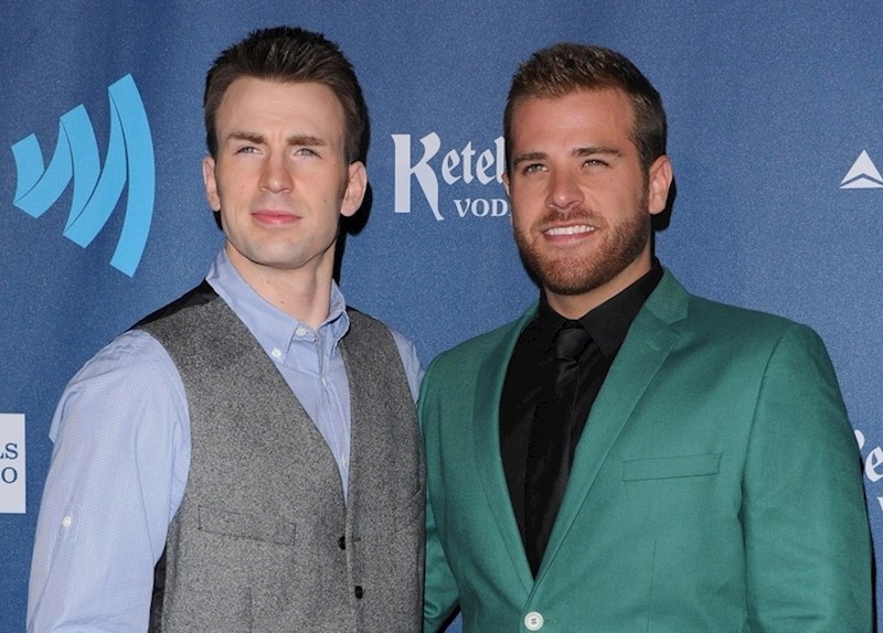 Chris Evans i njegov brat Scott