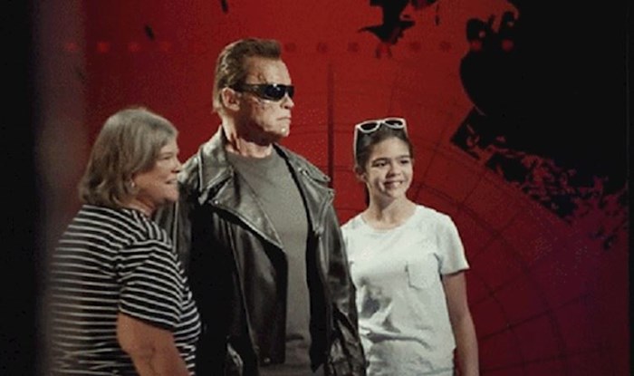 Pogledajte kako su reagirale kada su shvatile da Arnold nije voštana figura