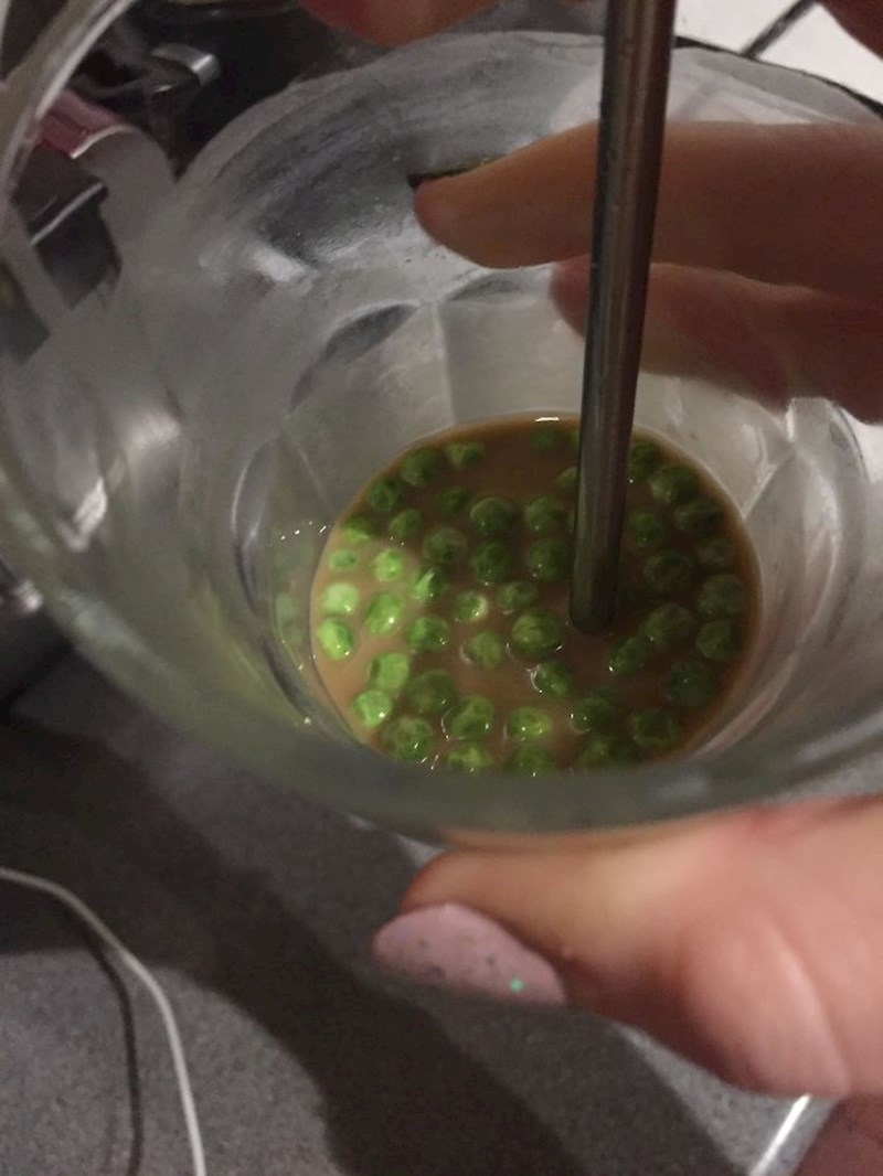 "Nisam imala leda za ledenu kavu, pa sam upotrijebila grašak"