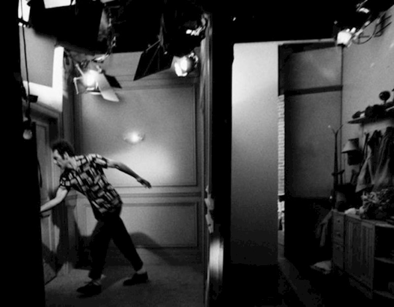 Kramer se sprema upasti u Seinfeldov stan