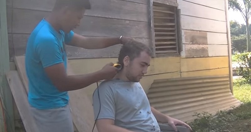 VIDEO Lik je pristao na frizuru u Belizeu za 2 dolara, rezultat ga je prilično iznenadio