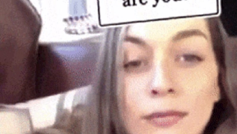 Cura se zabavljala aplikacijom na mobitelu, ono što joj se dogodilo prilično je urnebesno