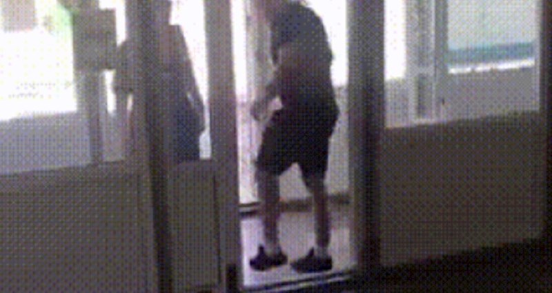 Ovaj tip je trolanje doveo na jednu novu razinu, ne možemo se prestati smijati