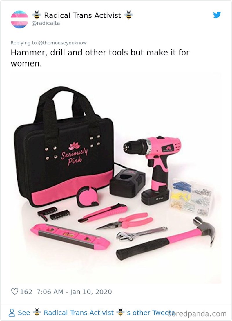 Ružičasti set alata