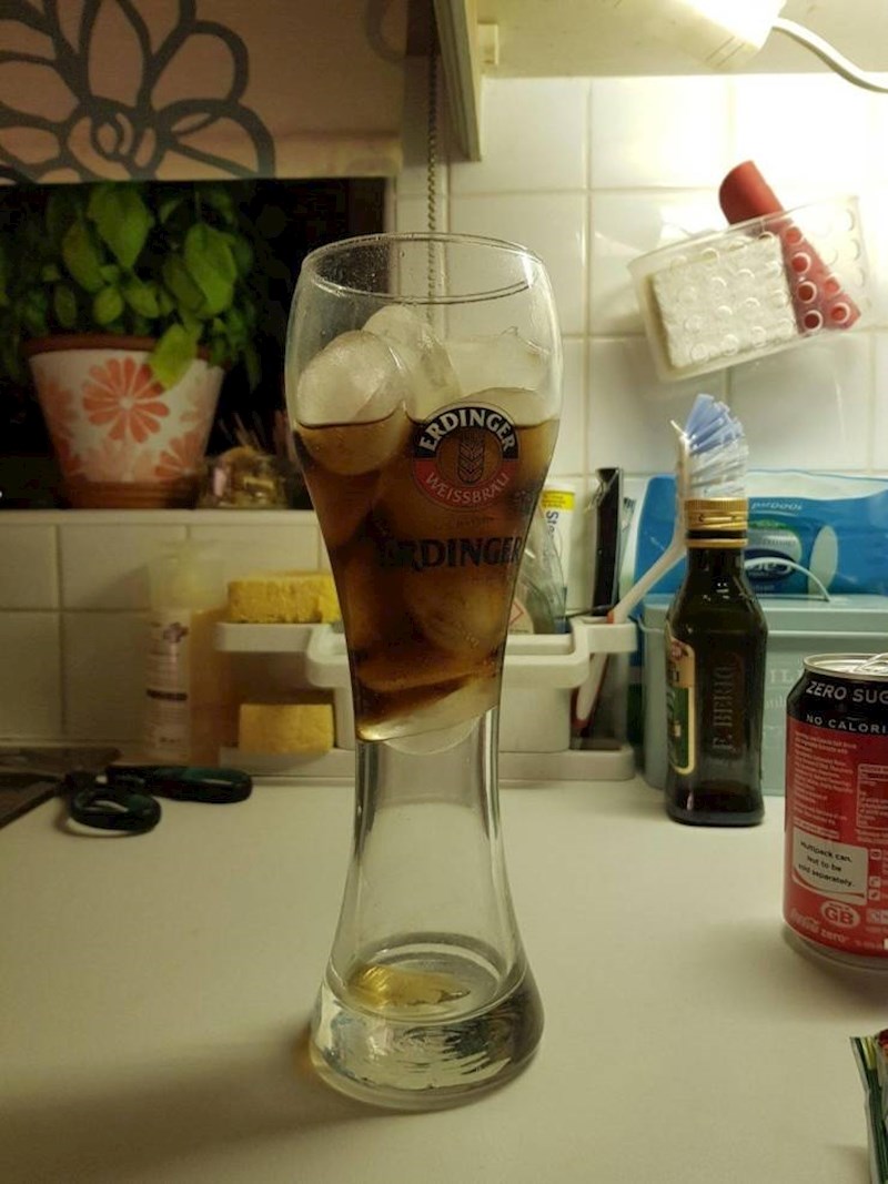 Led je potpuno blokirao Coca-Colu