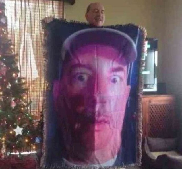 "Tata je stavio svoju sliku na deku i poklonio ju mojoj sestri"